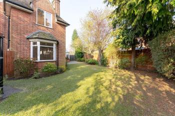 Large Home near Edgbaston Stadium, UOB & QE hospital sleeps 6, Birmingham (fotografie 2)