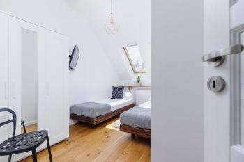 Cloud Nest - 2BR Ap with Terrace & AC - Center, Krakov (fotografie 5)