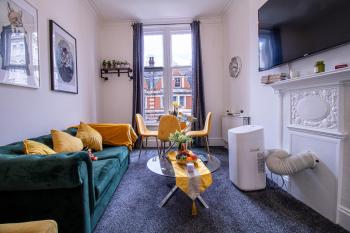 1-Bedroom Flat in London's Top Shopping District 6GC, Londýn (fotografie 2)