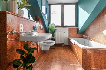 Flatista Homes - Penthouse with Rooftop Gym, Monachium (zdjęcie 4)