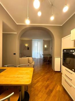 Apartment in Luxury District, Janov (fotografie 4)