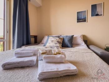 Garden & Sea View - Free Beach Access and Garage - WiFi, Varazze (foto 4)