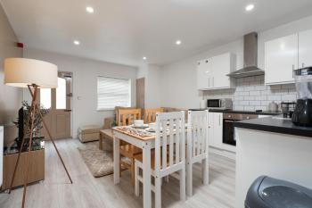 Cosy central apartment - free nearby parking, Liverpool (zdjęcie 3)