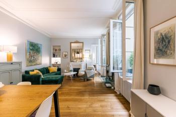 GuestReady - Apt spacieux et exquis dans le 17ème, Parigi (foto 5)