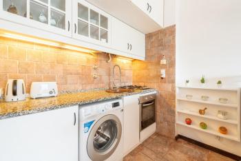 GuestReady - Peaceful 1 Bedroom Abode in Estoril, Estoril (foto 4)