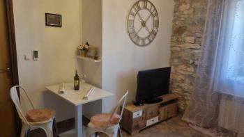 Apartment in Pula 33579, Loborika (foto 3)