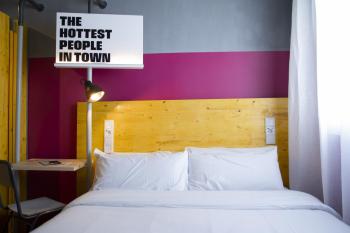 Room Valencia, Valencia (photo 2)