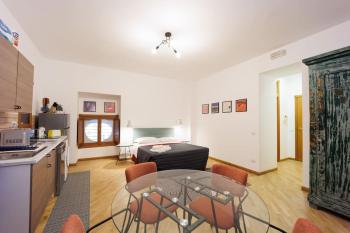 Dante Studio Apartment Super Central next metro By HouseinNaples, Naples (photo 4)