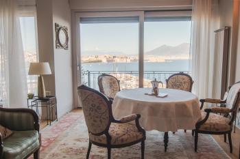 Mergellina Seaside Panoramic Luxury Apartment with Lift, Naples (photo 2)