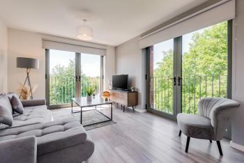 Huge Long Stay Offers! Lux City-Edge Stay! Perfect for Business & Leisure, Liverpool (photo 3)