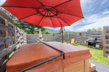 Relax with mountain views & a hot tub #5, Carroll (photo 2)