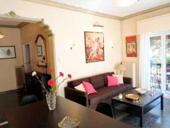 Elegant apartment in Acropolis with roof garden, Atény (fotografie 2)