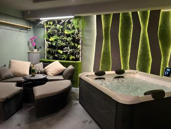 LEO Apartment Suite & Private SPA Zone - Old City, Bratislava (foto 2)
