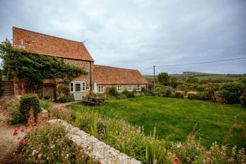 Stable Cottage - Rudge Farm Cottages, Bridport (photo 2)