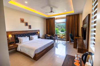 Aotel by Clarks Inn Palampur, Palampur (photo 3)