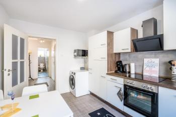 VAZ Apartments Haus Langerfeld für Monteure, TV, WLAN, Küche, nahe 3M und EDE, Wuppertal (Foto 4)