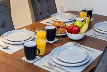 Dragon Suites - Edinburgh City Centre 2 Bed Apartment, Edinburgh (fotografie 3)