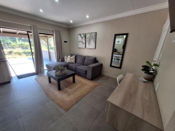 Studio 5 The Studios at Churchill, Hillcrest (zdjęcie 3)