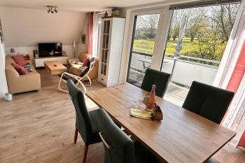 Ferienwohnung in ruhiger Lage und mit Balkon - Ferienhaus Solamar FeWo OG, Breege (fotografie 5)