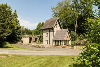Folly - Middleton Hall Estate, Belford (foto 3)