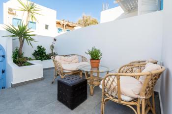 Studio Kocis, Monolithos (fotografie 3)