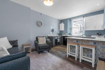 GuestReady - Lovely nest in the Old Town, Edinburgh (photo 2)