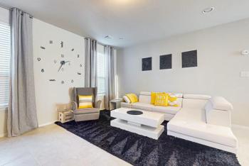 Modern & Stylish Retreat Near Downtown- New Home, Austin (photo 4)
