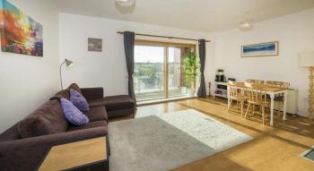 Bright 2BD Flat with Private Balcony - Dublin, Dublín (foto 2)
