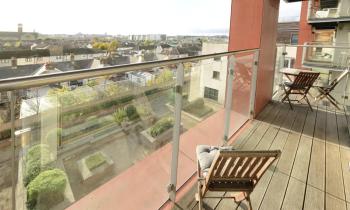 Bright 2BD Flat with Private Balcony - Dublin, Dublín (foto 4)