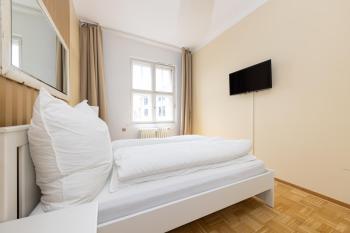 160qm 6-Zimmer Banksi-Galerie-Apartment Hauptbahnhof, Берлин (фото 5)