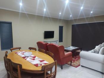 Lloyds - 9, Ermelo (foto 3)