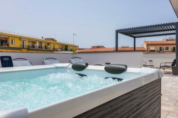 Rooftop Parthenopeo Contemporary Rooms, Naples (photo 3)