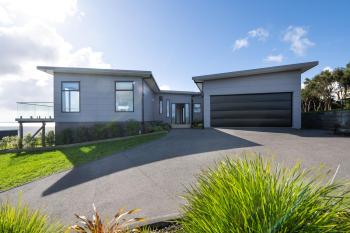 Doubtless Delight - Cable Bay Holiday Home, Cable Bay (photo 3)