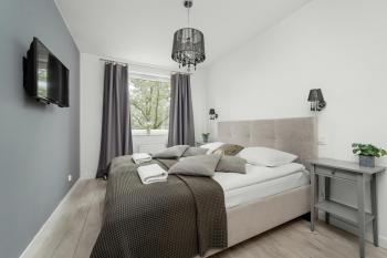 Apartament Blisko Rzeki Tuż przy Porcie we Wrocławiu z Parkingiem by Noclegi Renters, Breslau (Foto 2)