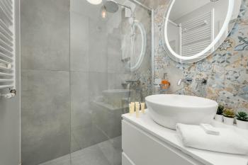 Apartament Blisko Rzeki Tuż przy Porcie we Wrocławiu z Parkingiem by Noclegi Renters, Breslau (Foto 4)