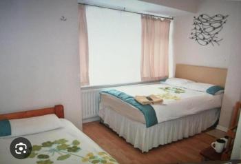 Spring Lodge, Bournemouth (photo 3)