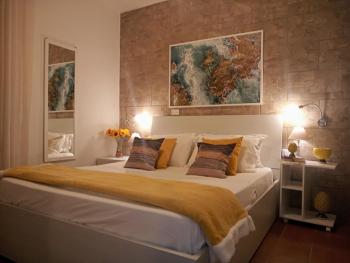 Zisa Home ai Cantieri Culturali con Patio Vicino centro storico Facile posteggio in strada No Ticket No ZTL, Palermo (fotografie 2)