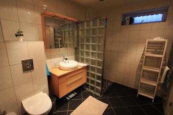 Private room on quiet street, Bodø (foto 5)