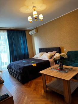 apartment on vaja-pshavela, Tiflis (foto 5)