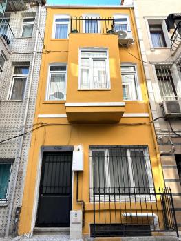 Yellowhouse Room 6, Istanbul (photo 3)
