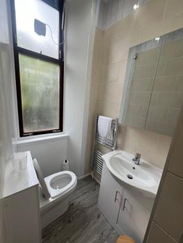Glasgow South 2 Bedroom Apartment, Glasgow (photo 4)