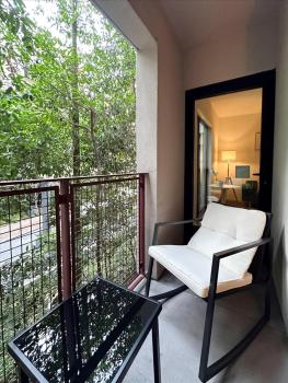 Cozy 1BR apt in Hollywood w Pool, Gym and Parking, Los Angeles (photo 2)