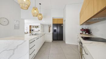Oceanfront View - Pizza Oven, Pool, Beach, Sapphire Beach (photo 4)