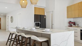 Oceanfront View - Pizza Oven, Pool, Beach, Sapphire Beach (photo 5)