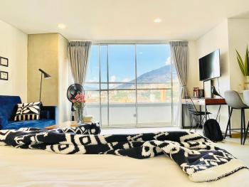Loft luminoso y moderno con excelentes vistas, Medellín (Foto 3)