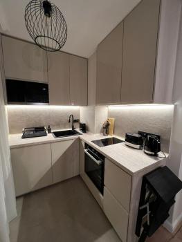 Elements Stylish Central 1BDR w High Speed WiFi and Work Space, Sofia (Foto 4)
