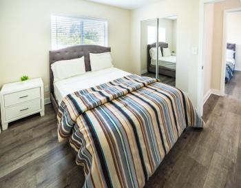 Modern 2 Level 5-Bedroom 3-Bathroom Close to Downtown LA, Los Ángeles (foto 5)