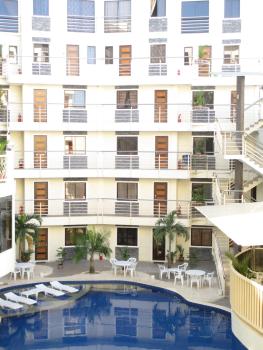 KANDI B11, Poolside, Free Netflix, 250 MBPS, 55 Smart TV, Deluxe King Bed, Fully Equipped Kitchen, Electric is Xtra, Angeles (foto 5)