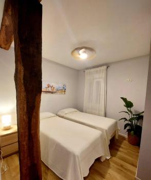Habitación en apartamento con zonas comunes compartida MG, Bilbao (fotografie 2)