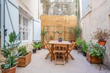 Le Séduisant T2/terrasse, Notre Dame de la Garde, Marseille (photo 5)